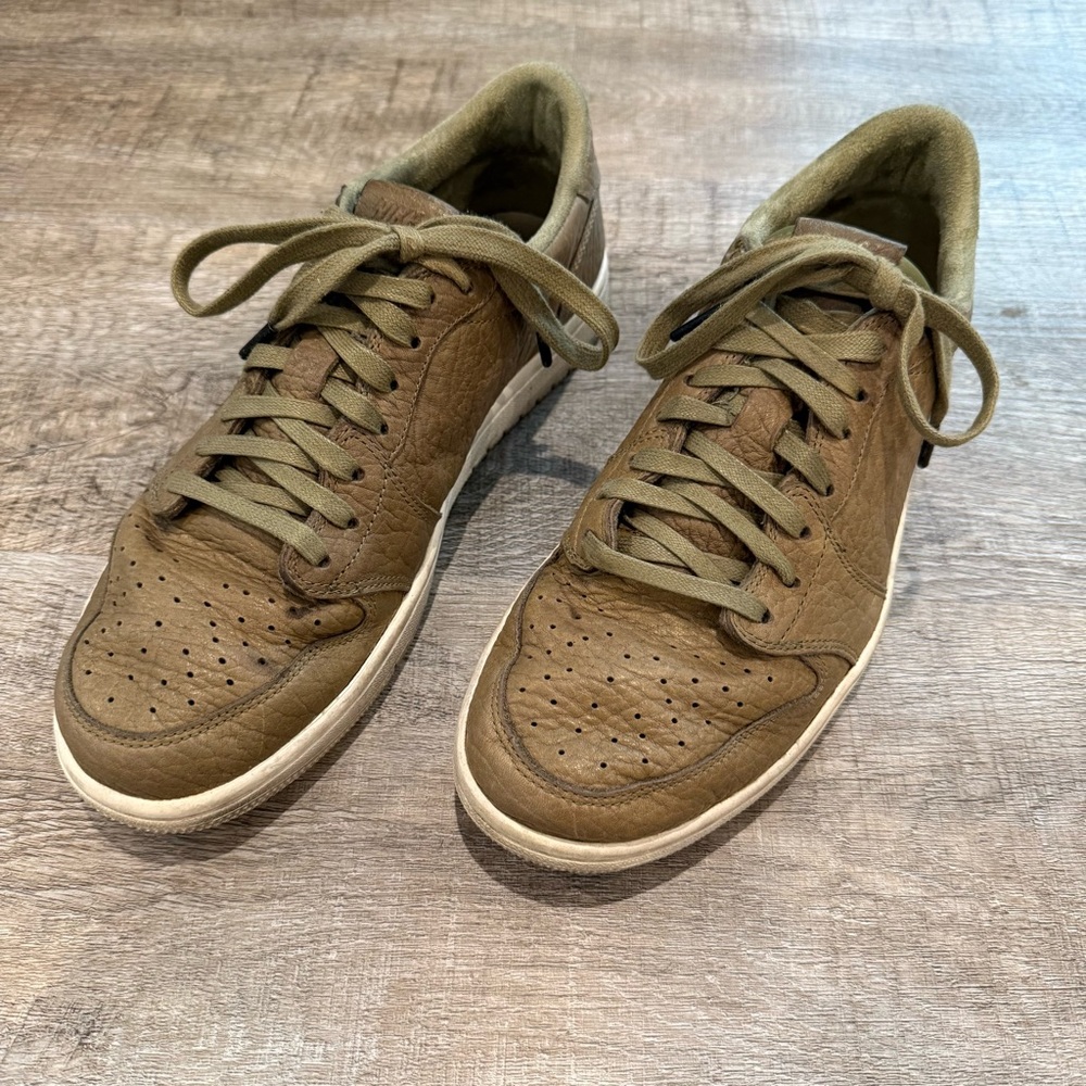 NIKE AIR AIR JORDAN I LOW SHOES